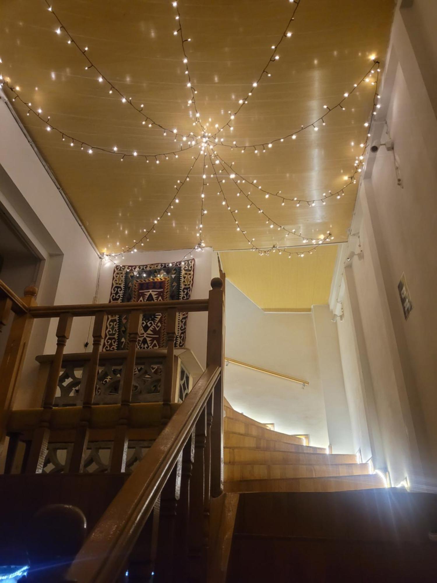 Friends Hostel 第比利斯 外观 照片